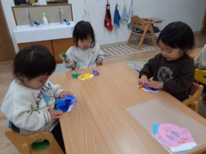 豆まき「おには～そと～！ふくは～うち～！」